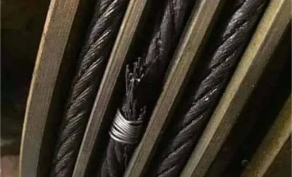 無知操作，事故誰(shuí)擔(dān)？